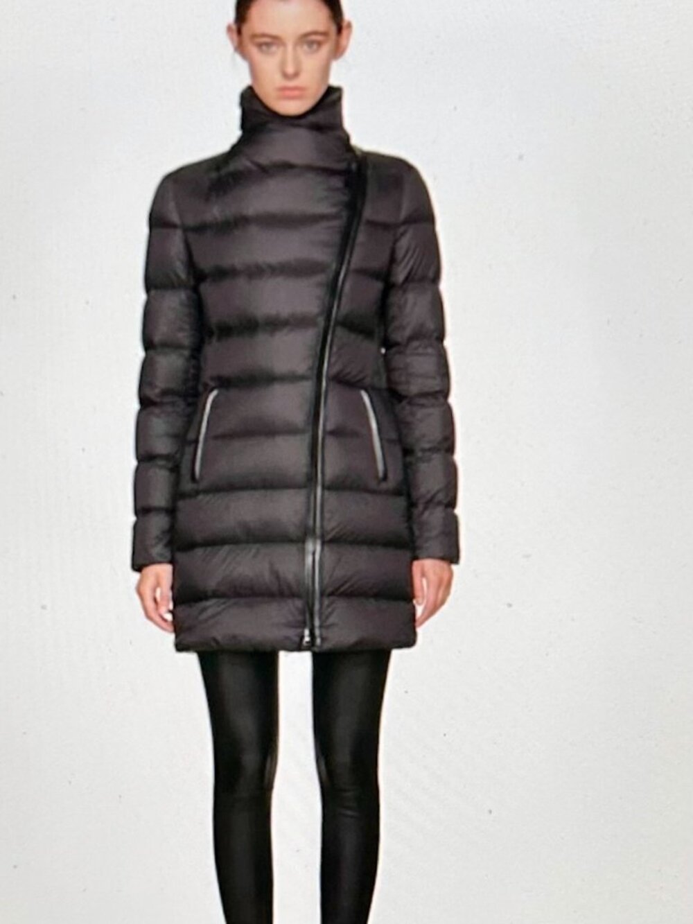 Mackage Yara Lightweight Down Puffer Coat, Black, Size Large